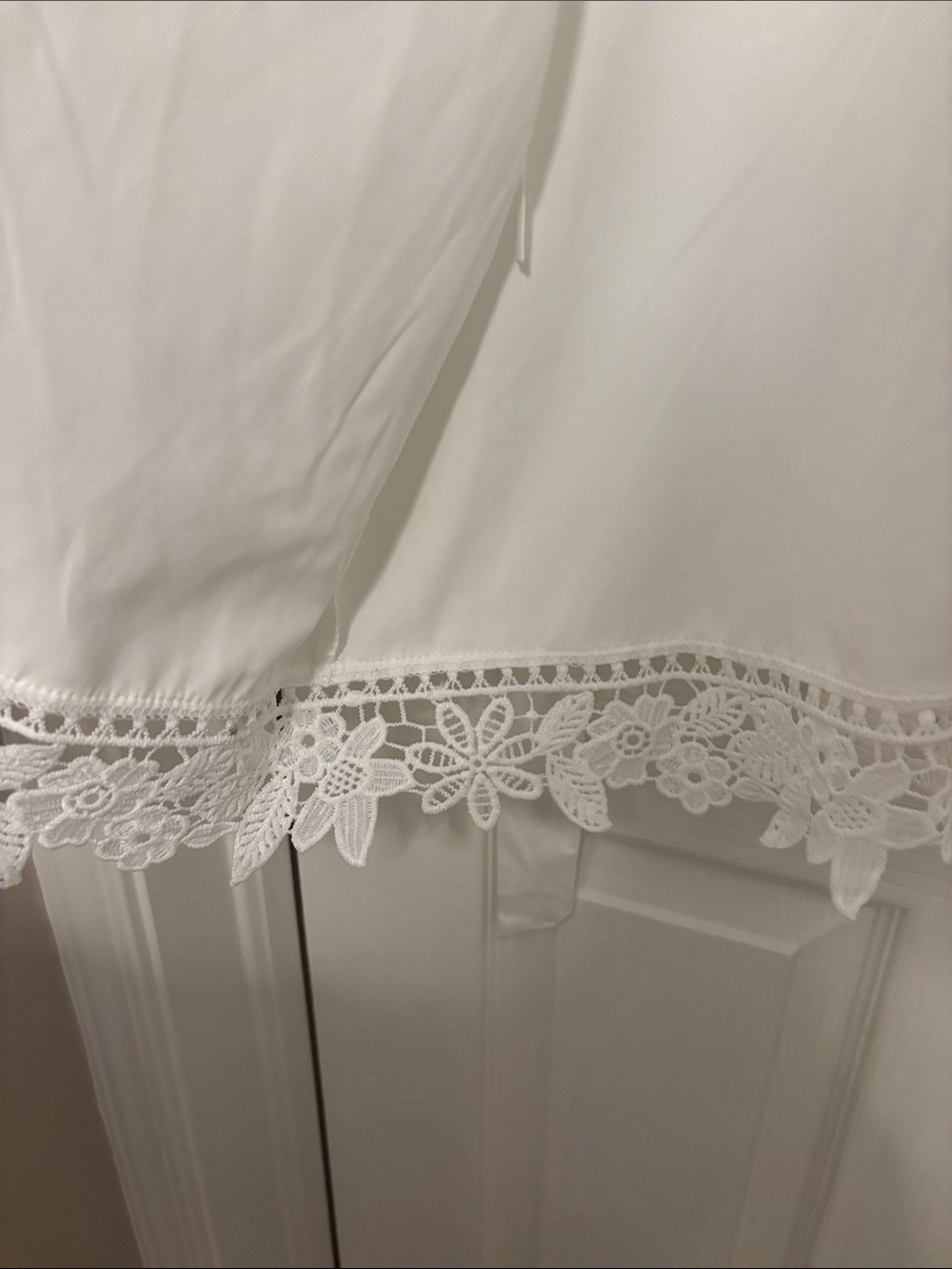 Bride Satin Robe with Gold Script - Picture 6 of 8